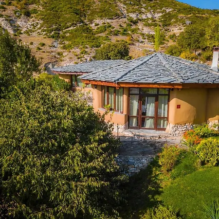 Eco Village Under The Cliffs Holiday home *