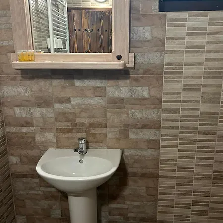 Eco Village Under The Cliffs Σπίτι διακοπών Ilindentsi