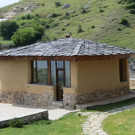 Eco Village Under The Cliffs Holiday home *