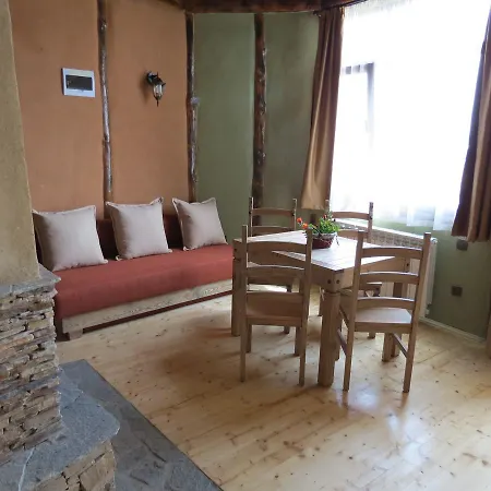 Eco Village Under The Cliffs * Ilindentsi
