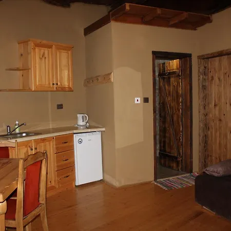 Eco Village Under The Cliffs Case de vacanță Ilindentsi