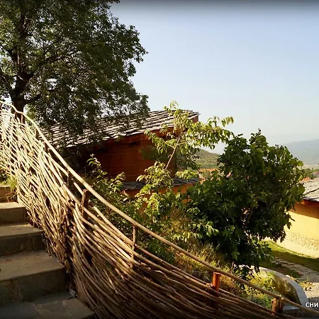 Eco Village Under The Cliffs
