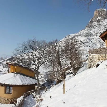 Eco Village Under The Cliffs Case de vacanță