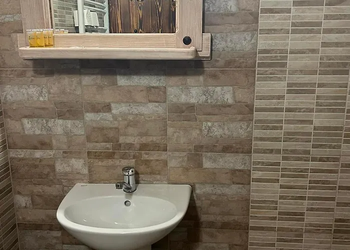 Eco Village Under The Cliffs Ferienhaus Ilindentsi