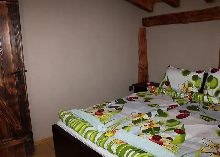 Ferienhaus Eco Village Under The Cliffs *