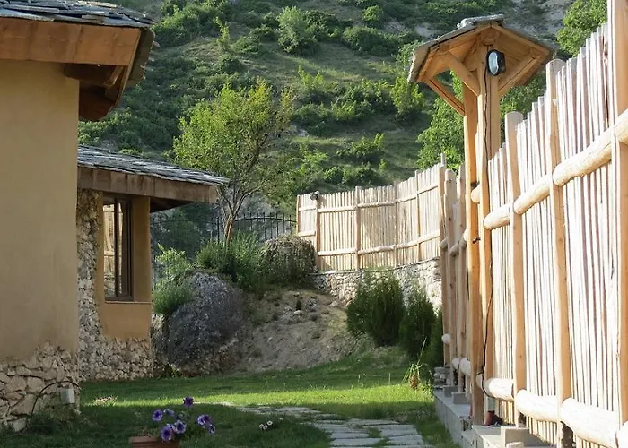 Vakantiehuis Eco Village Under The Cliffs *