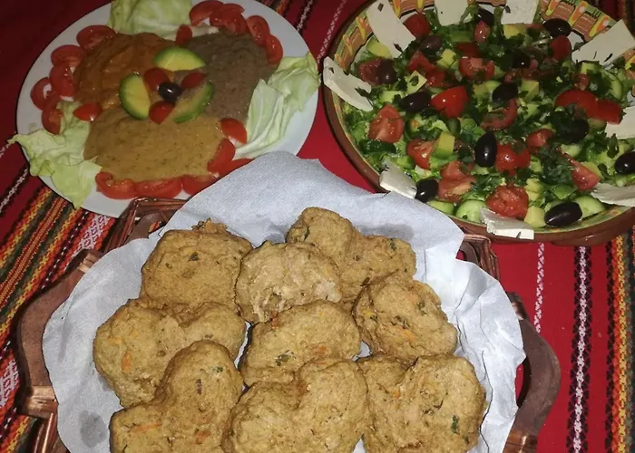 Eco Village Under The Cliffs * Ilindentsi